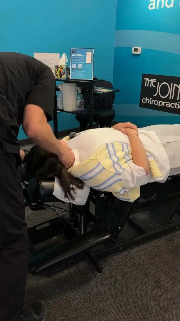 The Joint Chiropractic ad